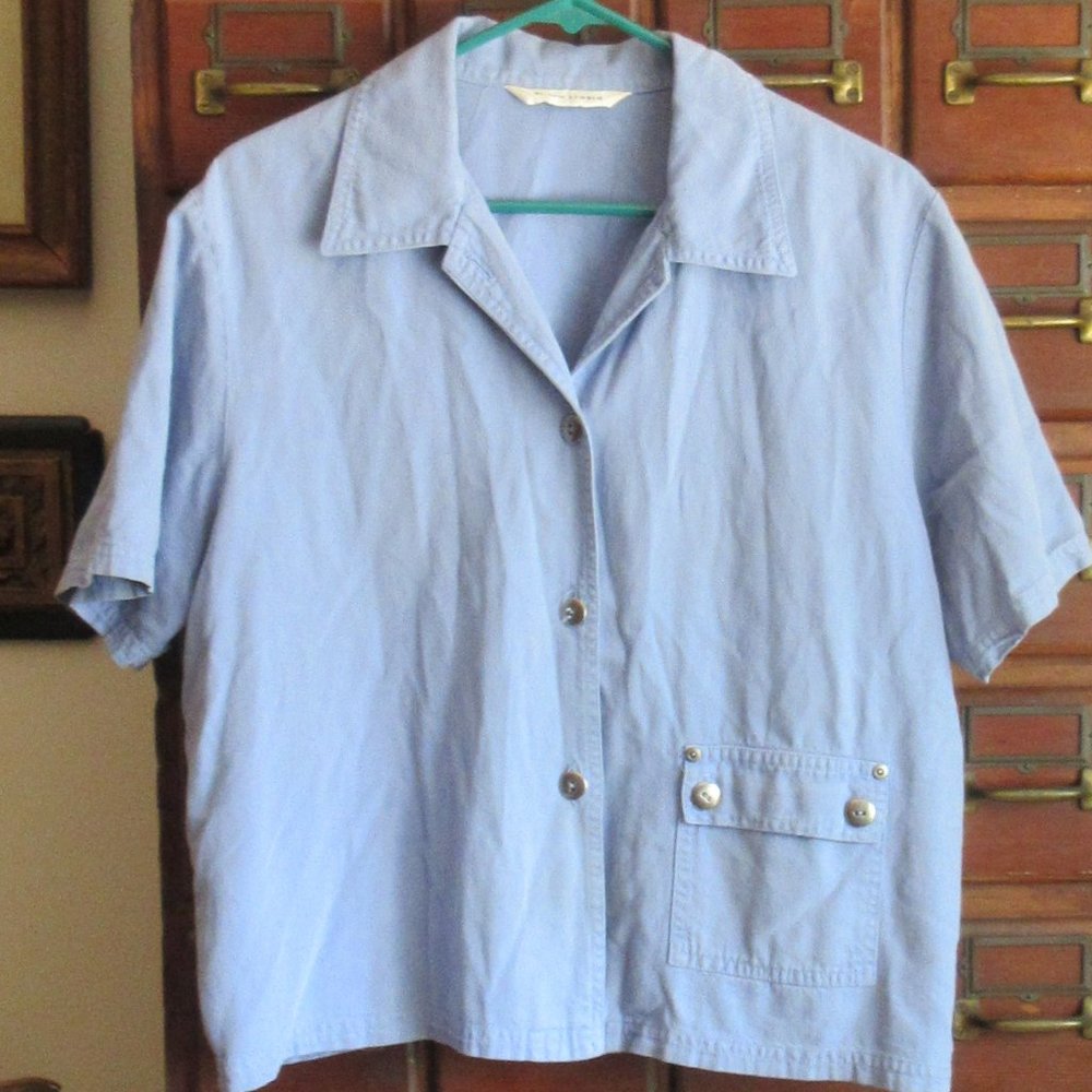 MELROSE STUDIO Periwinkle Short Sleeve Top Shirt Large